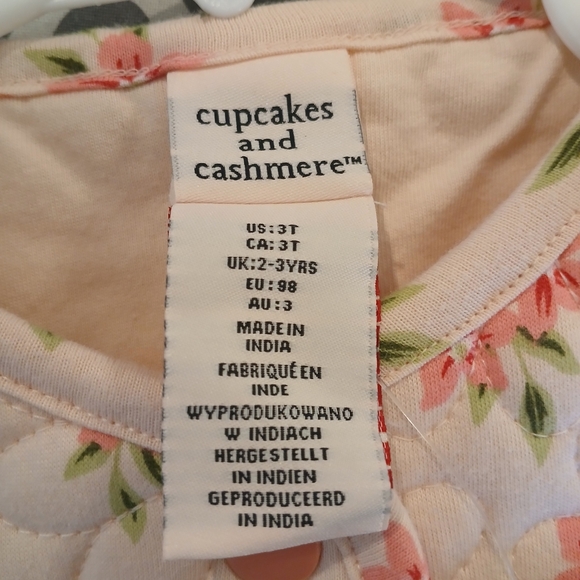 Cupcakes and Cashmere  Toddler Girl's Pink Floral Quilted Jacket Size 3 T - Picture 3 of 12